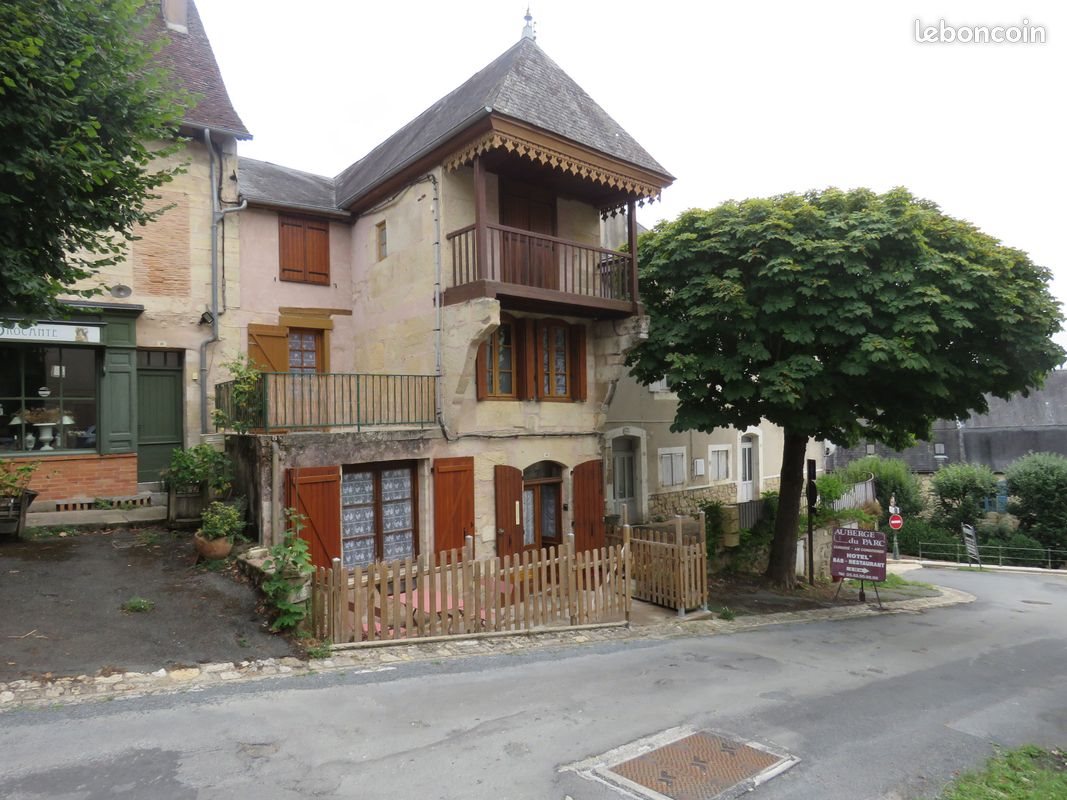 Maison à vendre, 101m², Hautefort