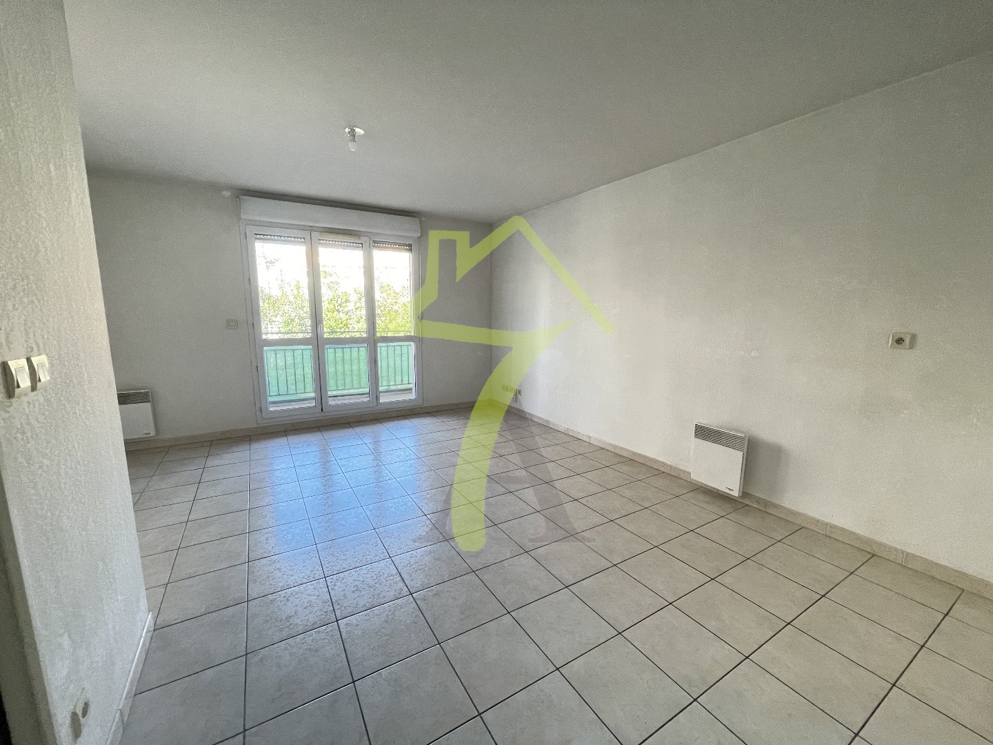 Appartement à louer, 39m², Marseille 13ème
