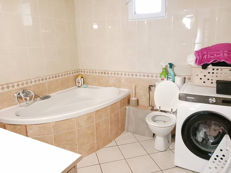 Maison à vendre, 4m², Avignon
