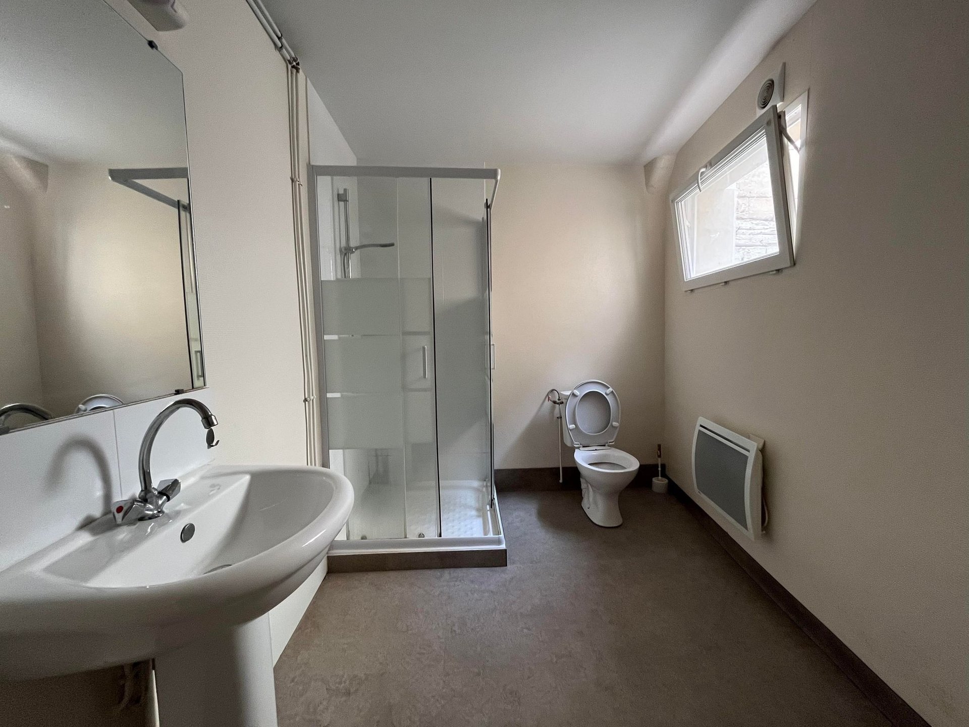Appartement à louer, 1m², Niort