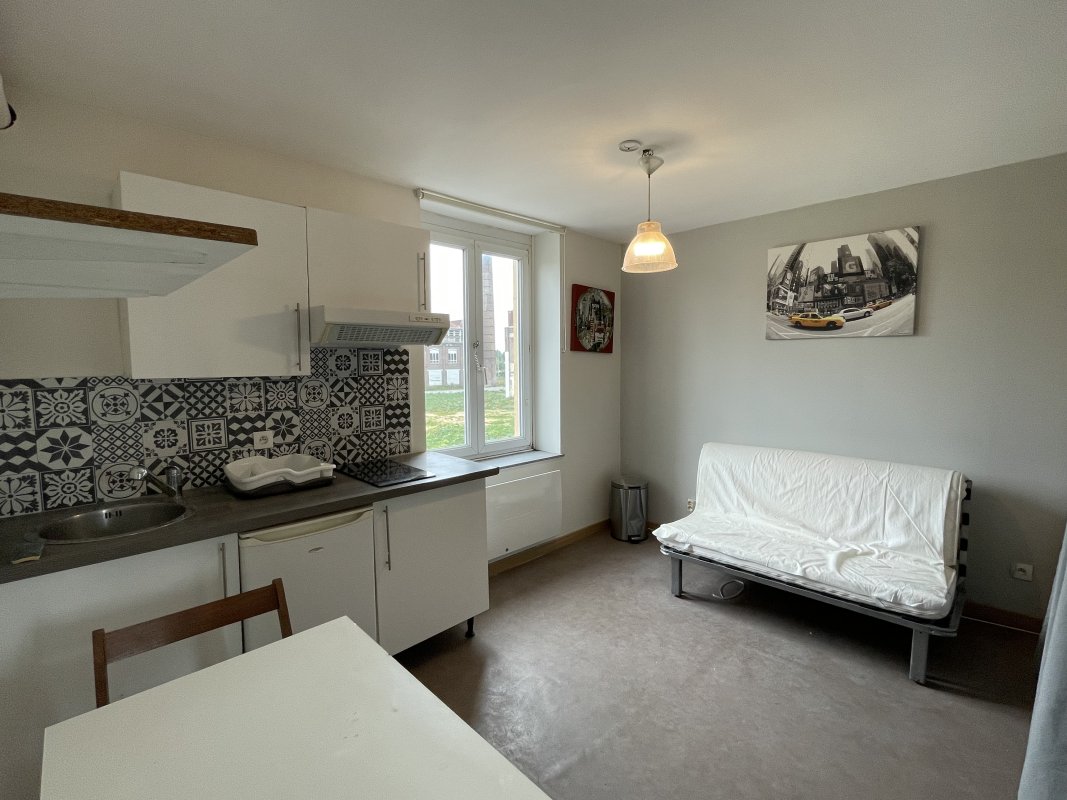 Appartement à louer, 1m², Loos