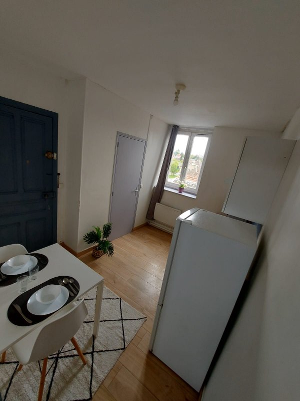 Appartement à louer, 21m², Saint-Quentin