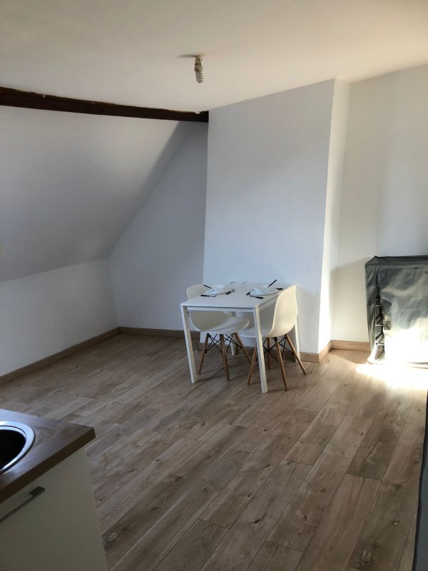 Appartement à louer, 27m², Saint-Quentin