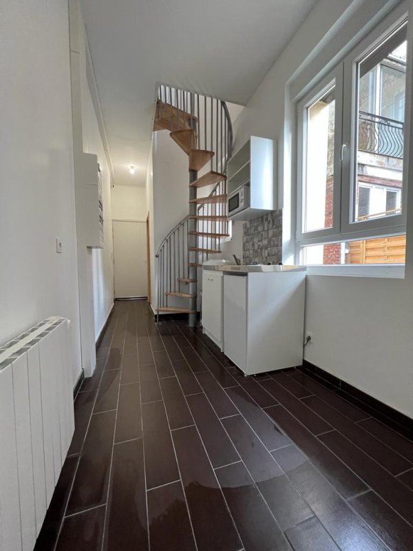 Appartement à louer, 19m², Saint-Quentin