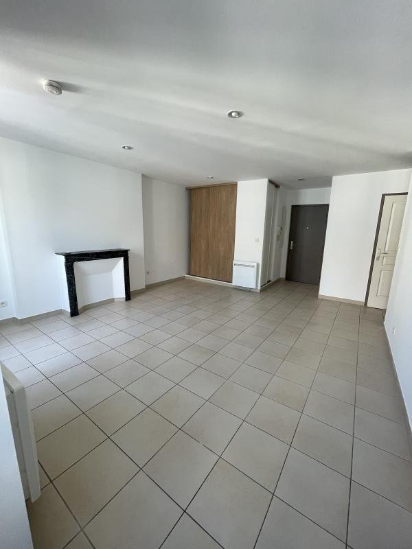 Appartement à louer, 43m², Marseille 1er