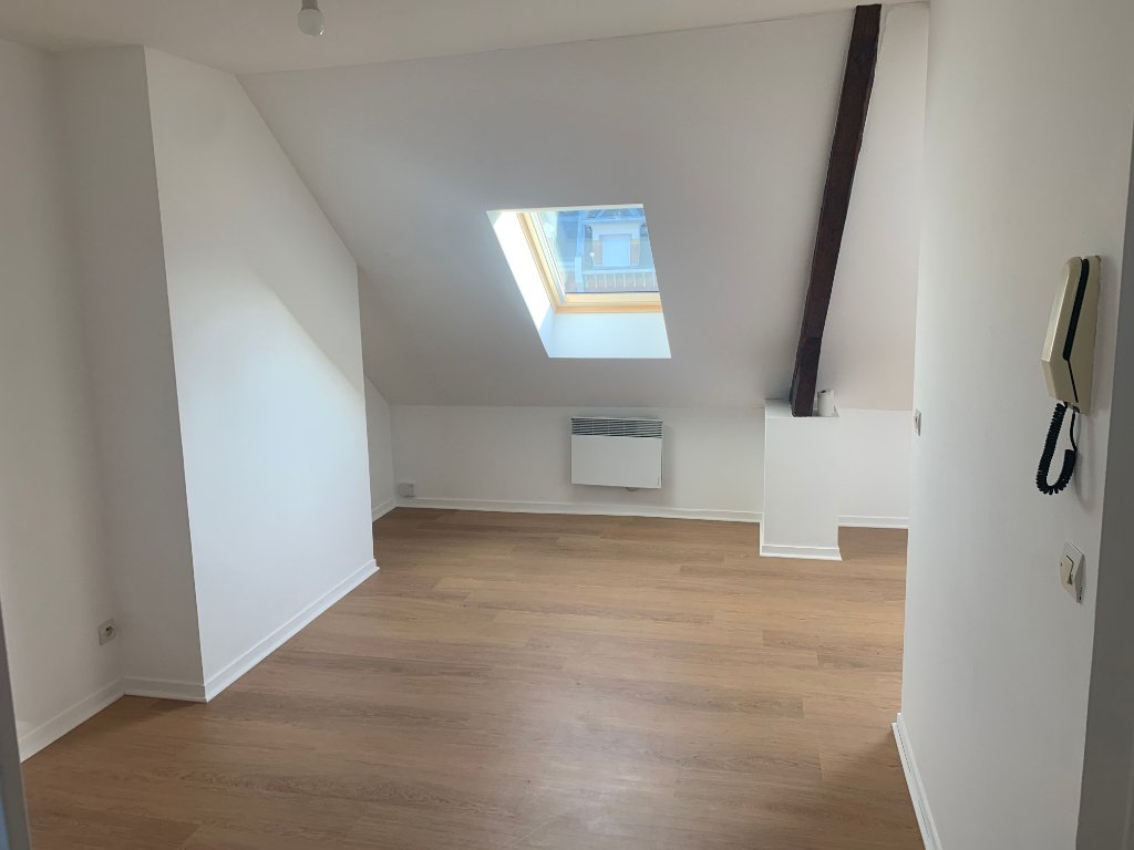 Appartement à louer, 33m², Saint-Quentin