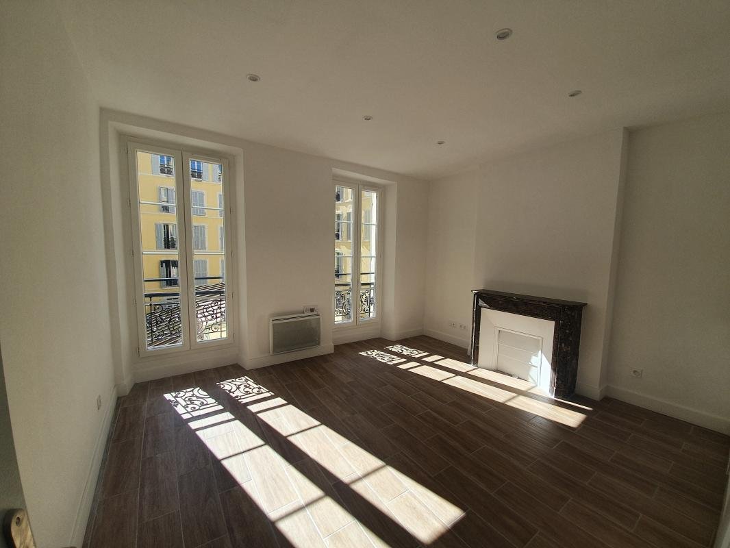 Appartement à louer, 43m², Marseille 2ème