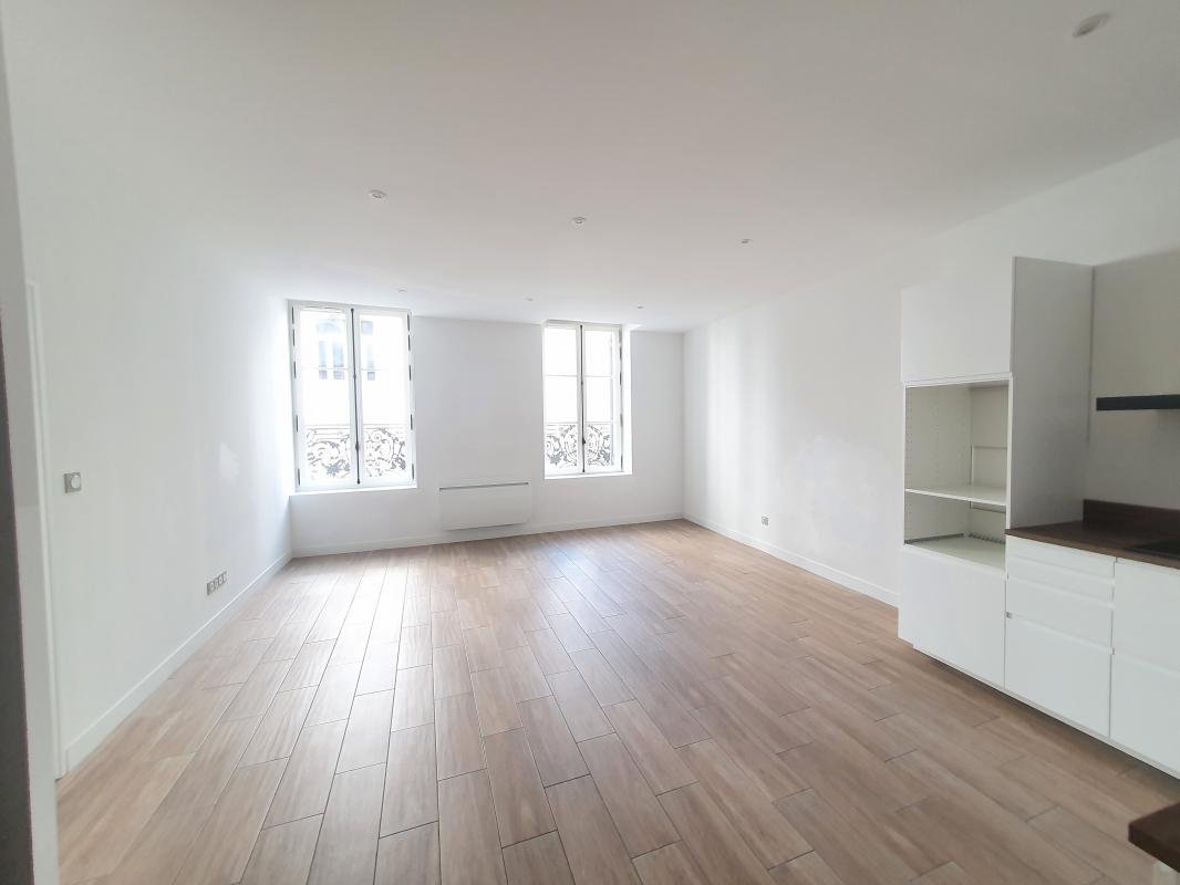 Appartement à louer, 64m², Marseille 1er