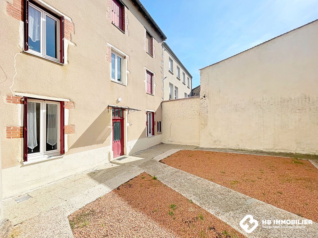 Appartement à louer, 43m², Saint-Symphorien-de-Lay