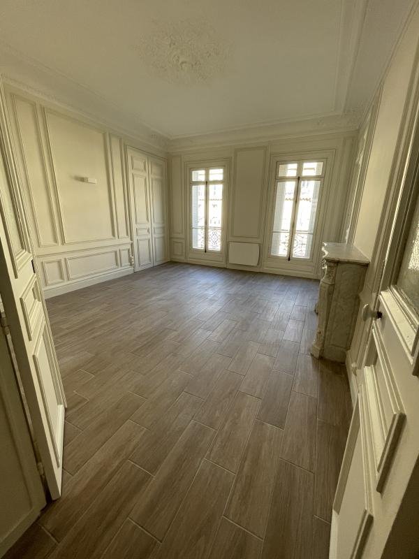 Appartement à louer, 154m², Marseille 1er