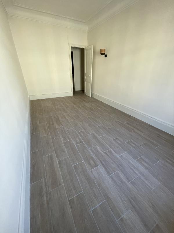 Appartement à louer, 154m², Marseille 1er