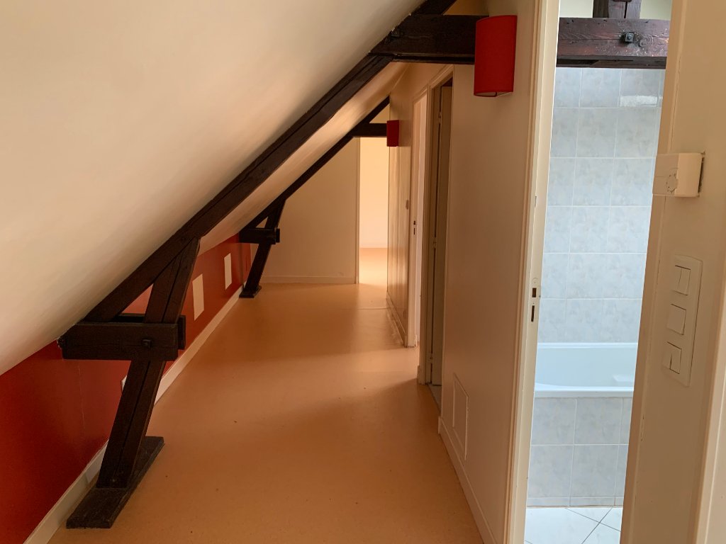 Appartement à louer, 70m², Saint-Quentin