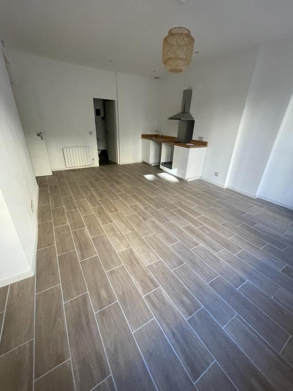 Appartement à louer, 27m², Marseille 2ème