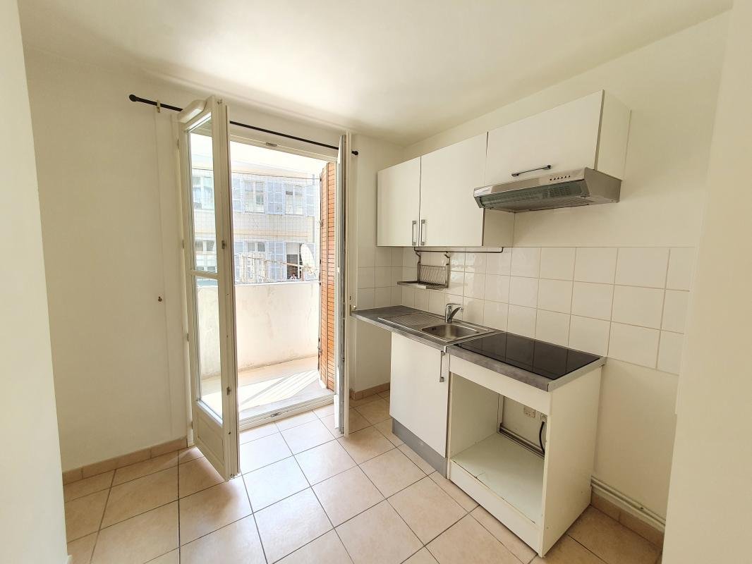 Appartement à louer, 63m², Marseille 1er