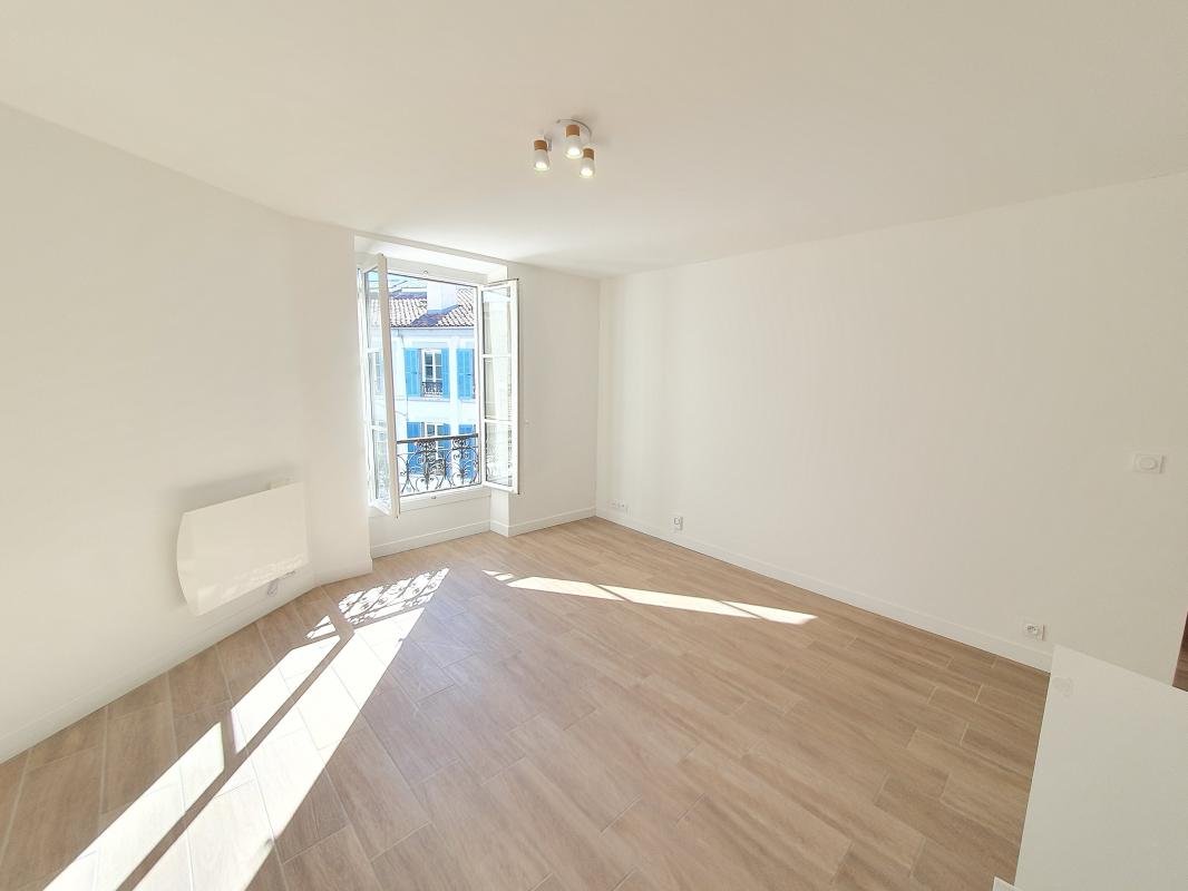 Appartement à louer, 40m², Marseille 1er