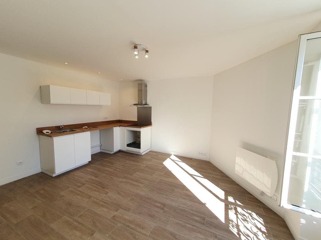 Appartement à louer, 40m², Marseille 1er