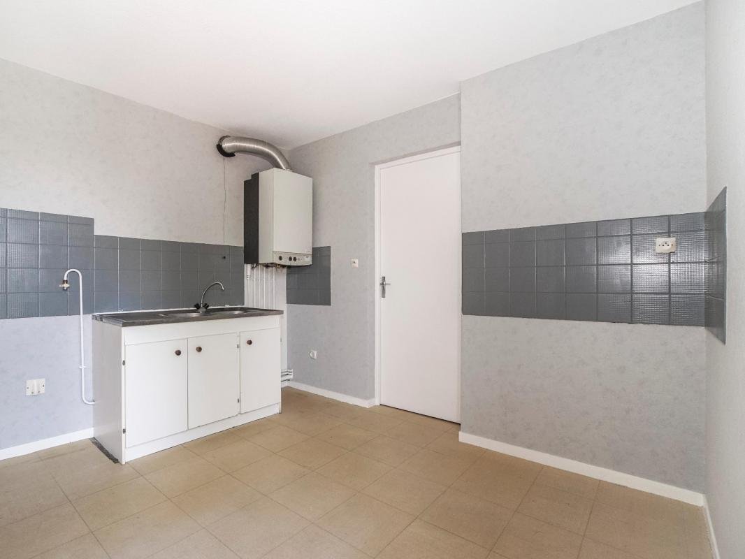 Appartement à louer, 74m², Montchanin