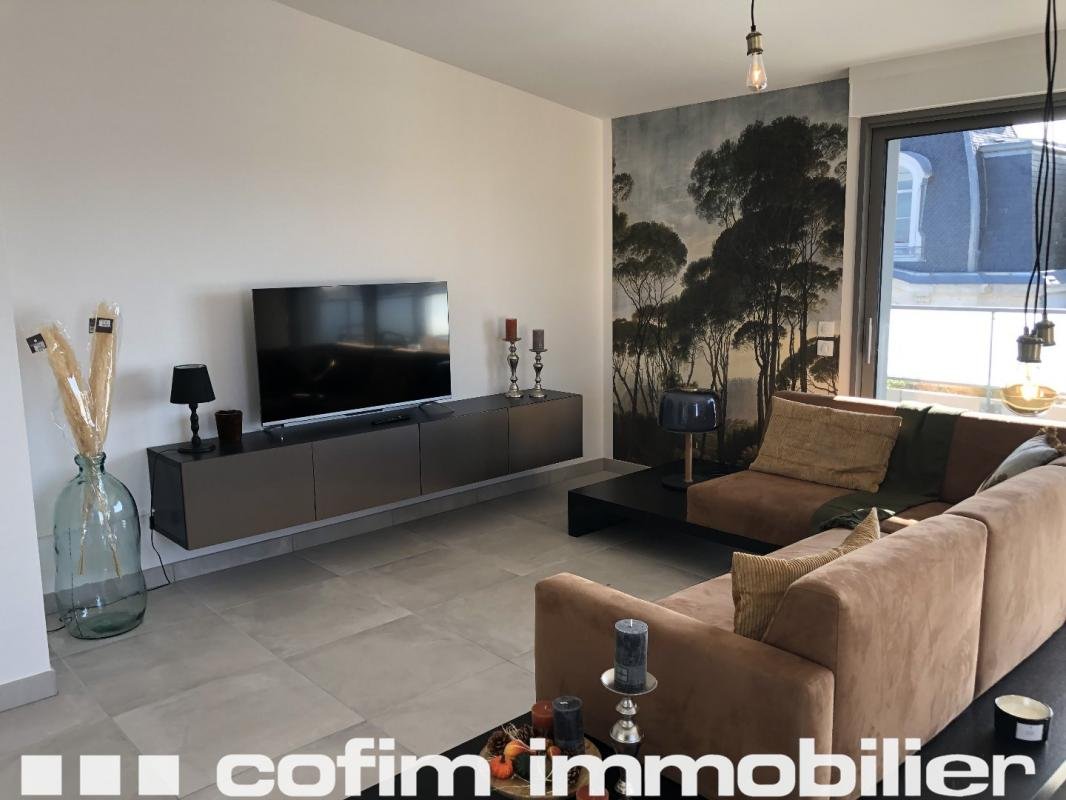 Appartement à louer, 107m², Pau