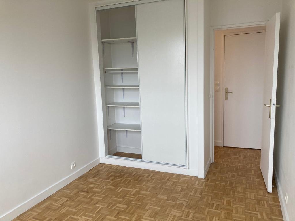Appartement à louer, 86m², Courbevoie
