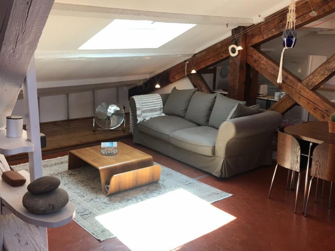 Appartement à louer, 55m², Marseille 2ème