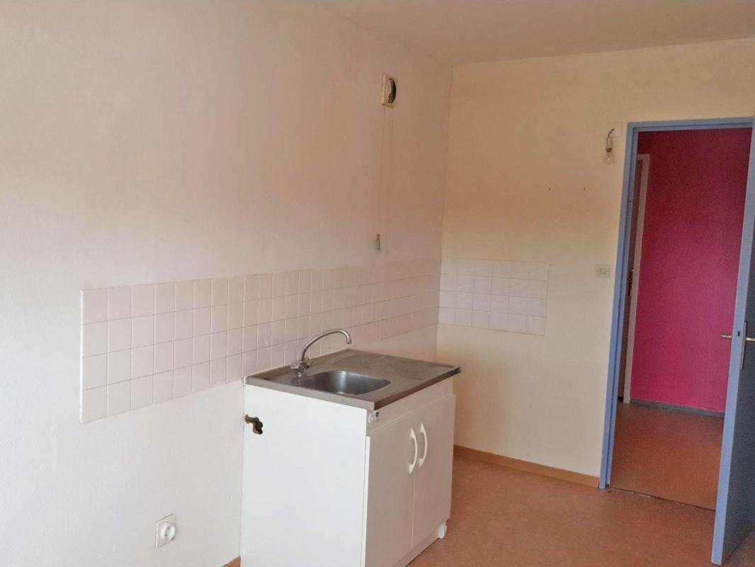 Appartement à louer, 84m², Montchanin