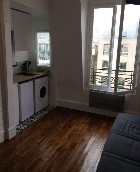 Appartement à louer, 14m², Courbevoie