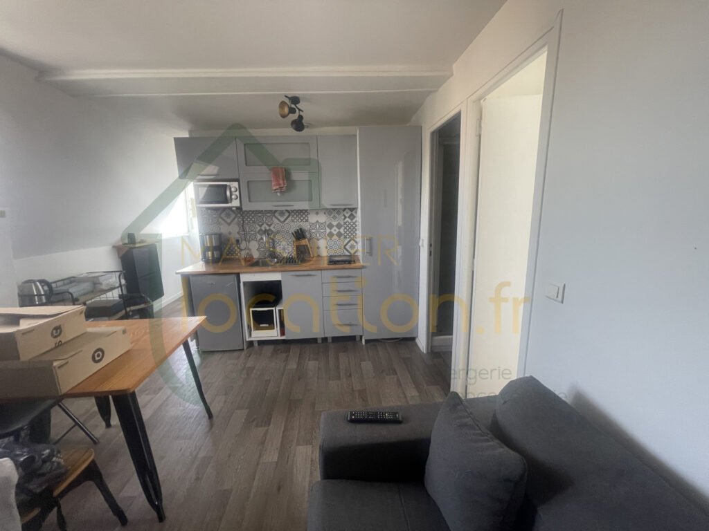 Appartement à louer, 1m², Saint-Quentin