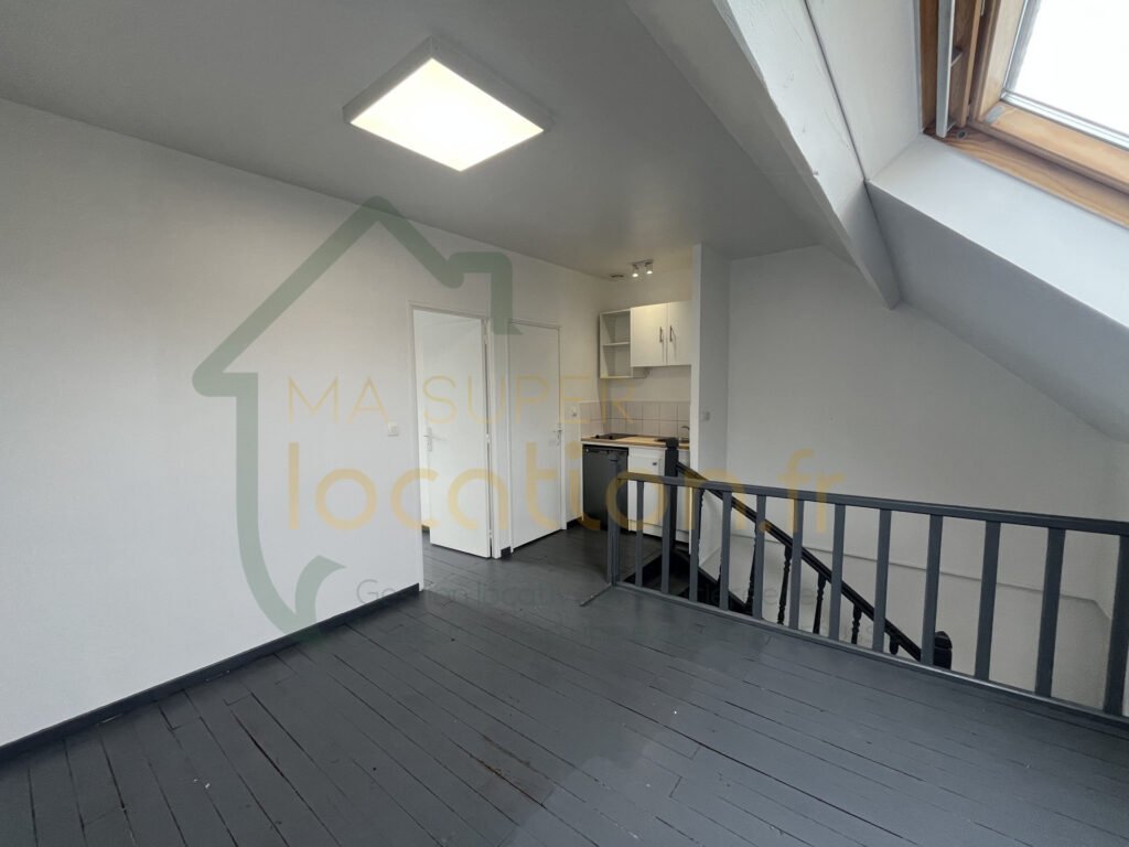 Appartement à louer, 1m², Saint-Quentin