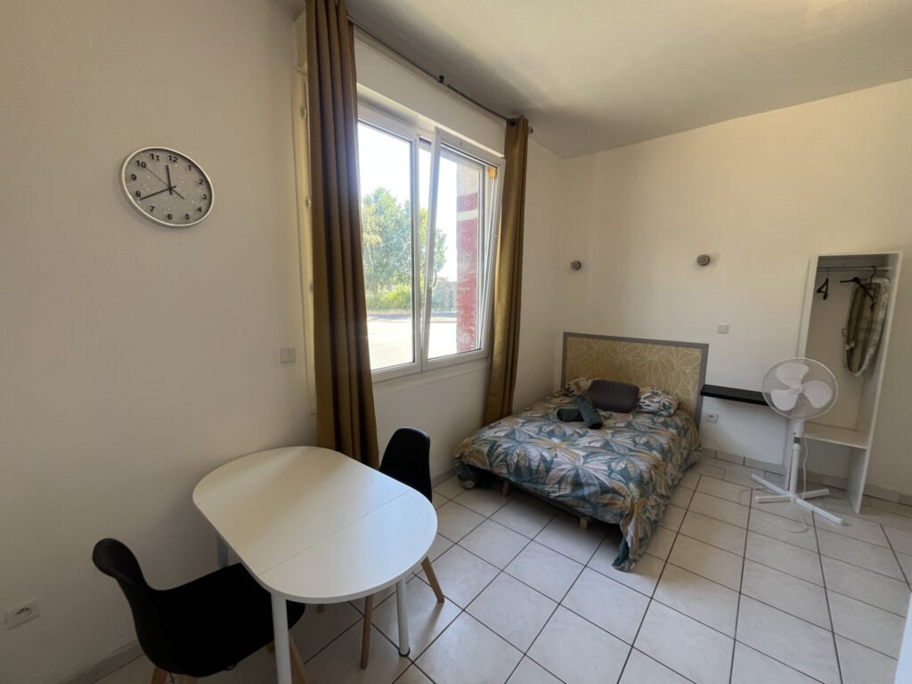Appartement à louer, 1m², Saint-Quentin