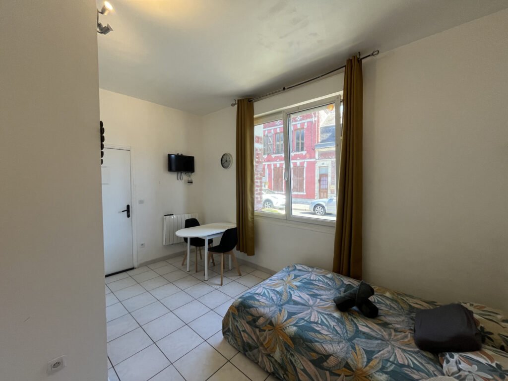 Appartement à louer, 1m², Saint-Quentin