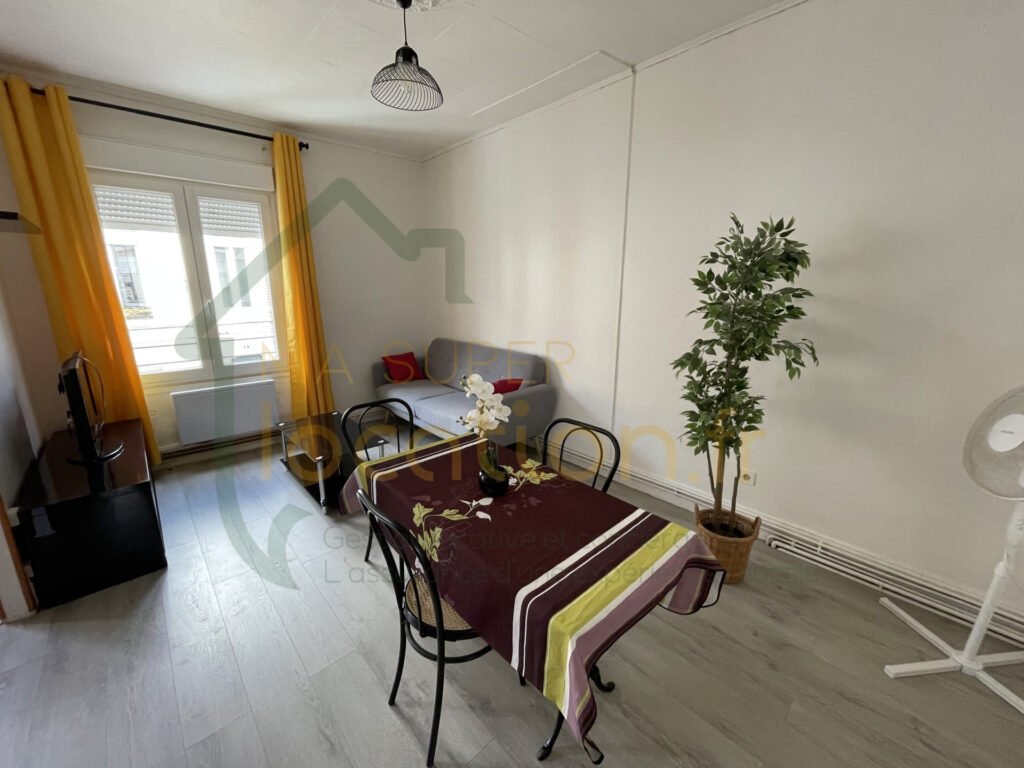Appartement à louer, 1m², Saint-Quentin