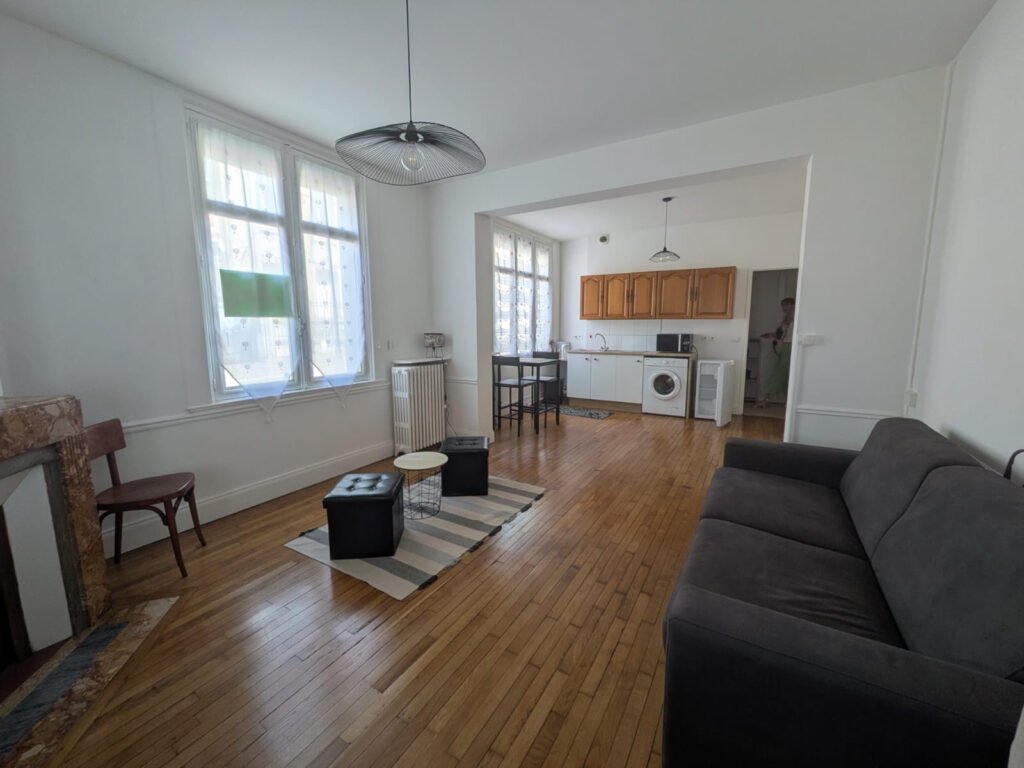Appartement à louer, 1m², Saint-Quentin