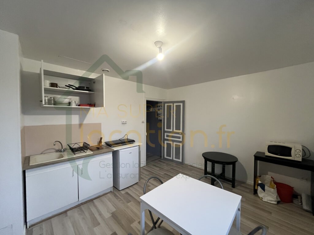 Appartement à louer, 1m², Saint-Quentin