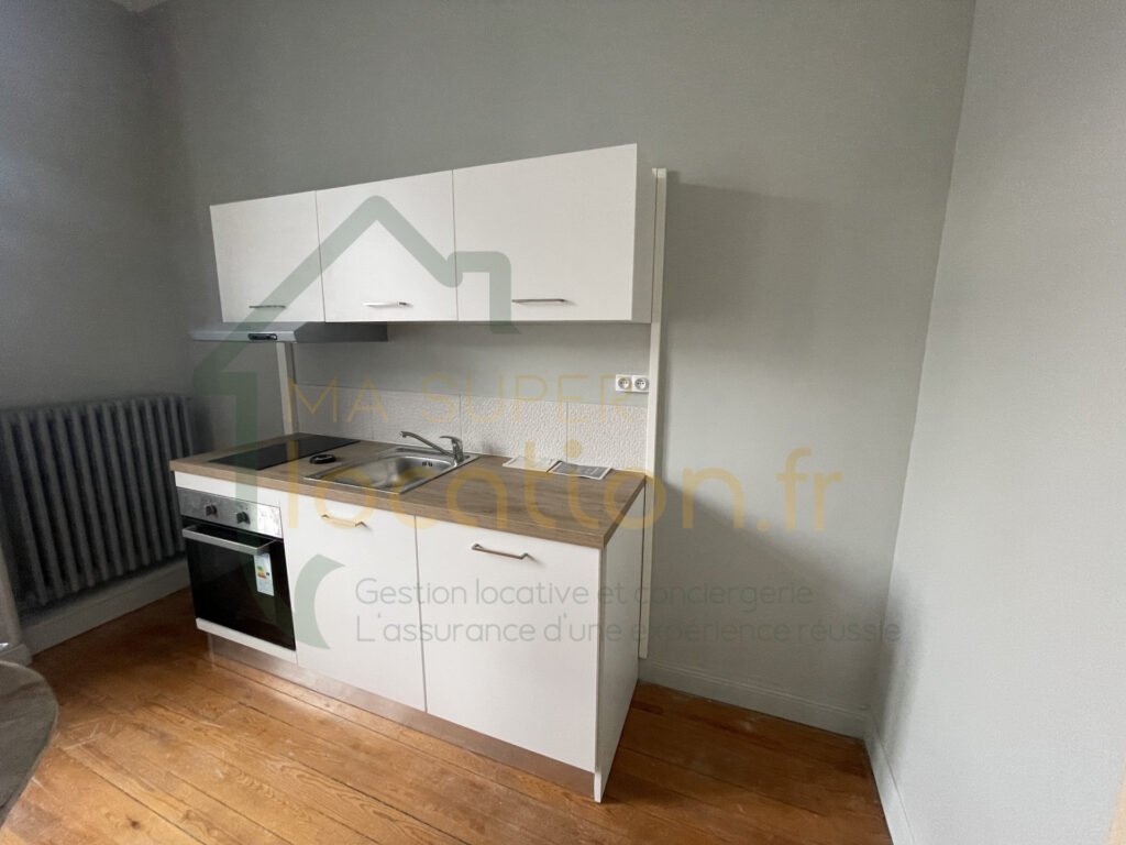 Appartement à louer, 1m², Saint-Quentin