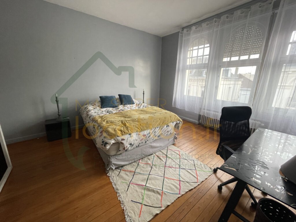 Appartement à louer, 1m², Saint-Quentin