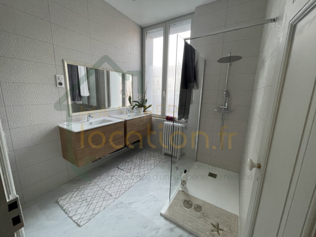 Appartement à louer, 1m², Saint-Quentin