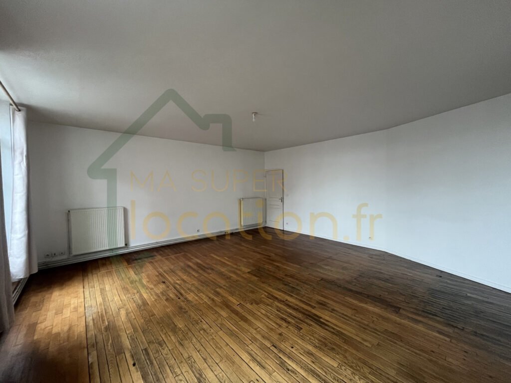 Appartement à louer, 2m², Saint-Quentin