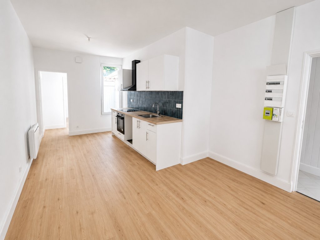 Appartement à louer, 1m², Saint-Quentin