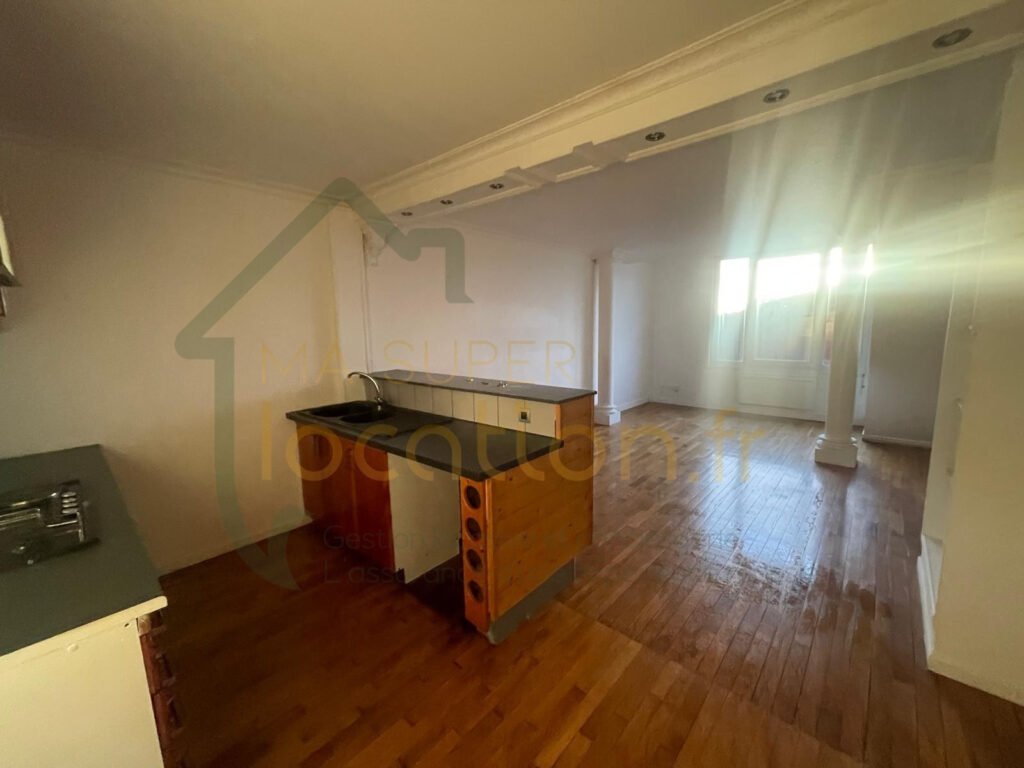 Appartement à louer, 1m², Saint-Quentin
