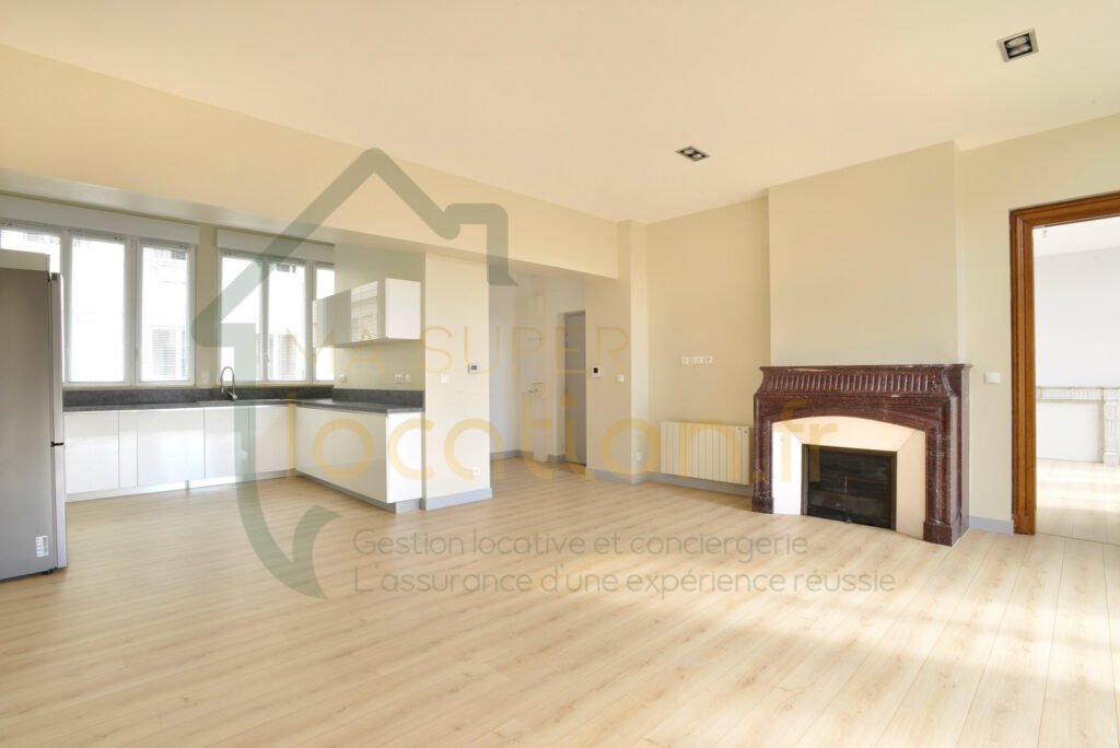 Appartement à louer, 2m², Saint-Quentin