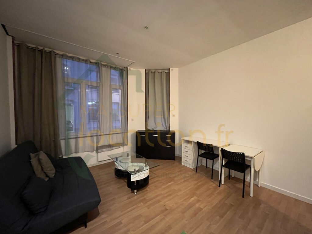 Appartement à louer, 1m², Saint-Quentin
