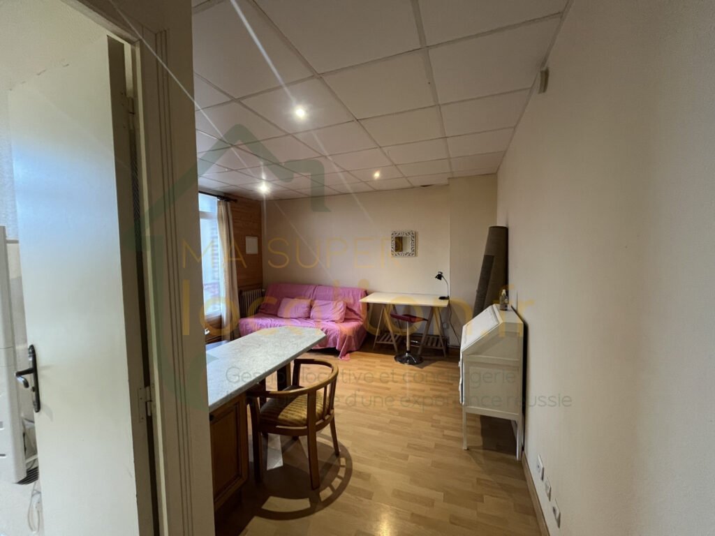 Appartement à louer, 1m², Saint-Quentin