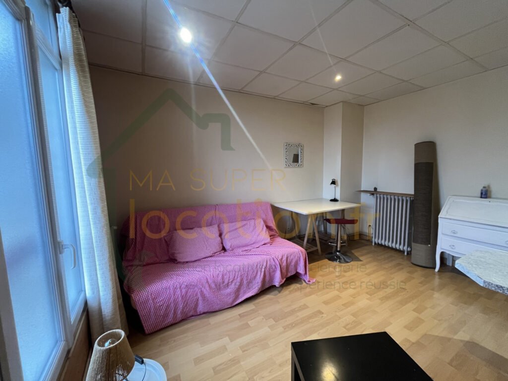 Appartement à louer, 1m², Saint-Quentin