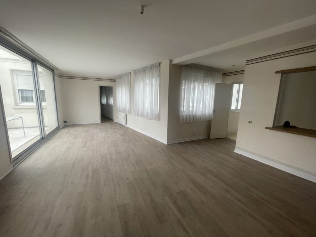 Appartement à louer, 3m², Saint-Quentin