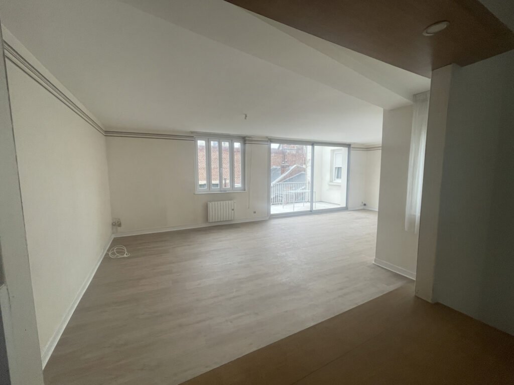 Appartement à louer, 3m², Saint-Quentin