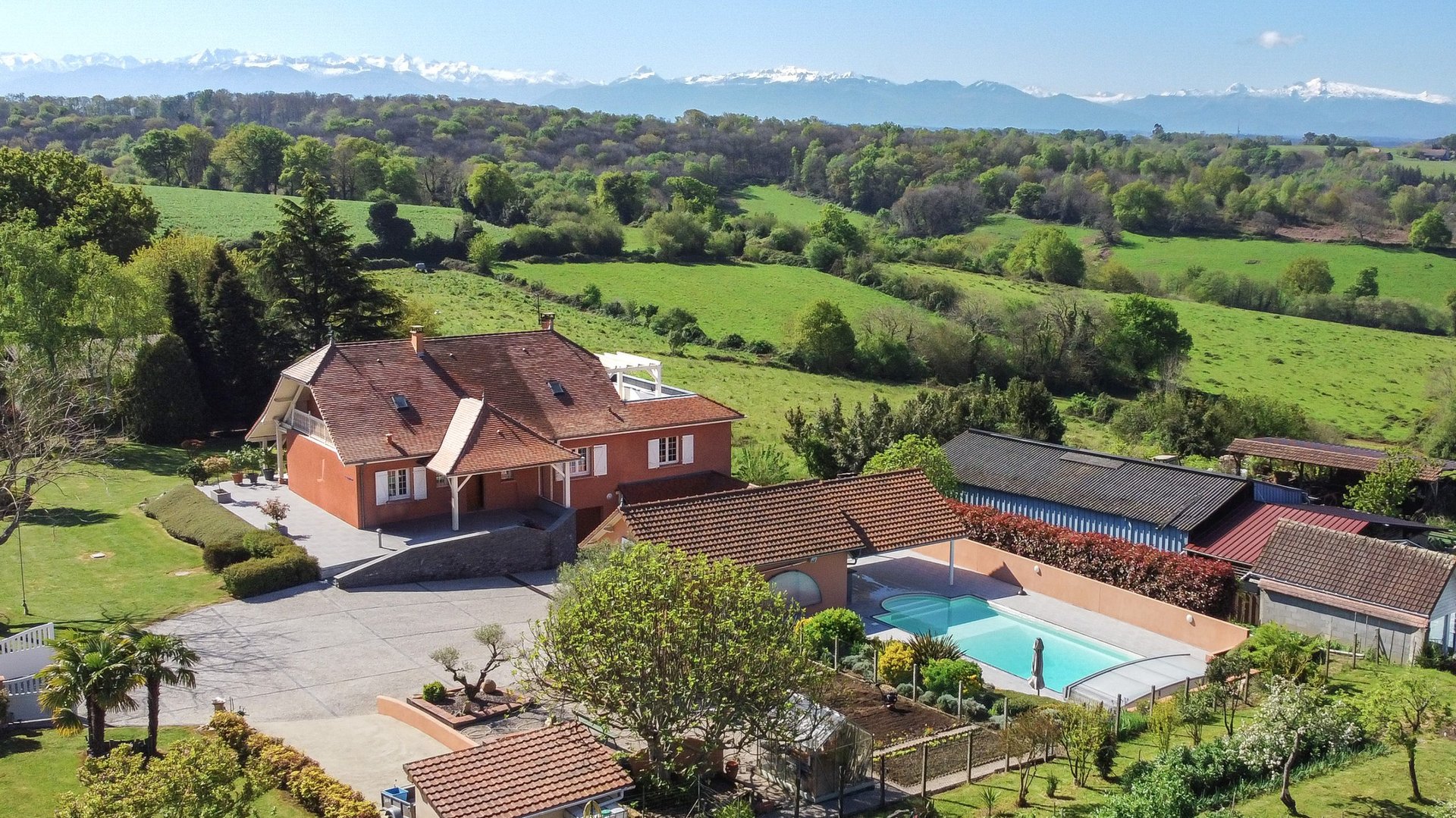 Maison à vendre, 225m², Cescau