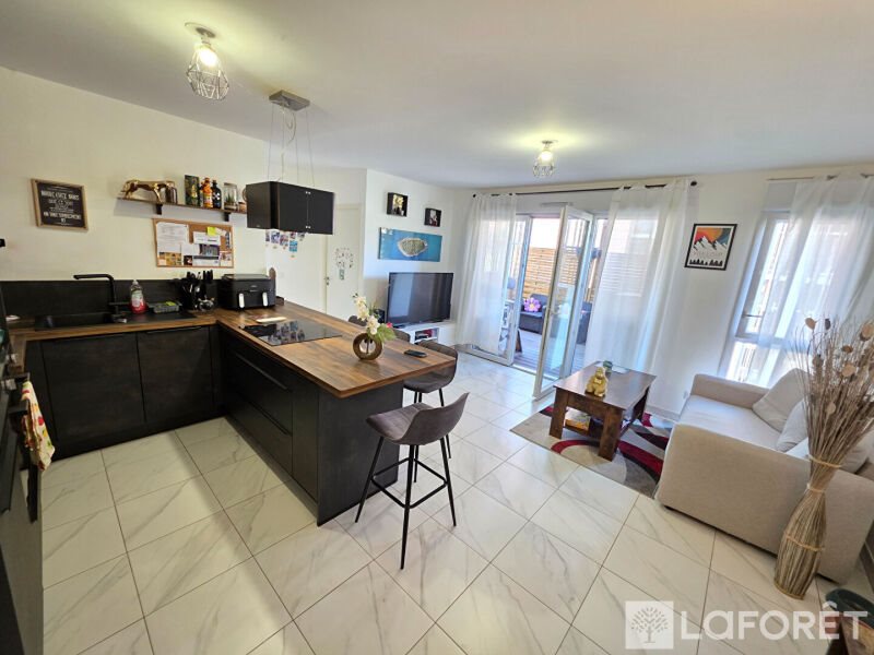 Appartement à vendre, 59m², Carros
