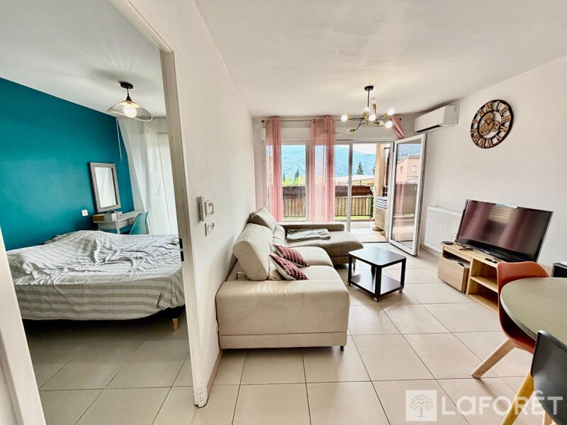 Appartement à louer, 38m², Carros