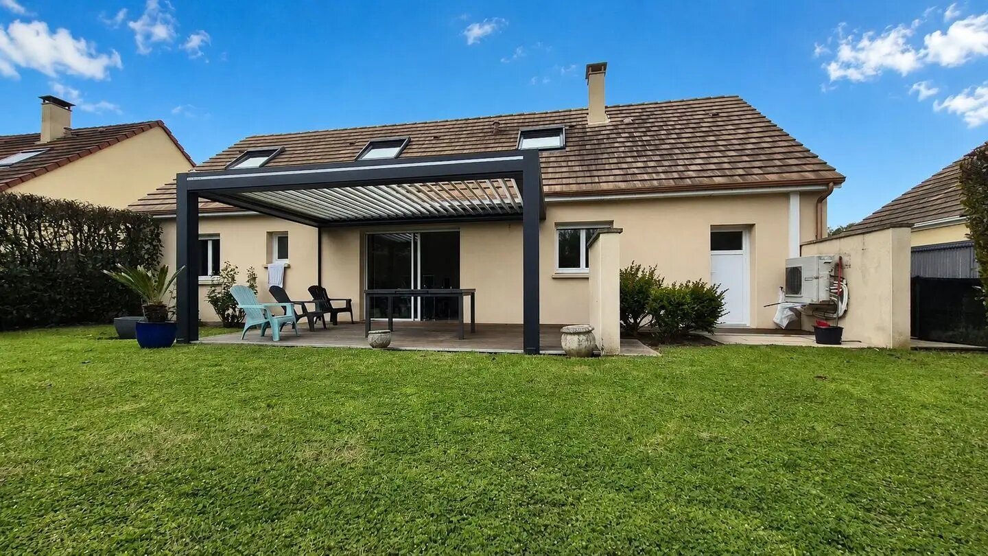 Maison à vendre, 118m², Guécélard