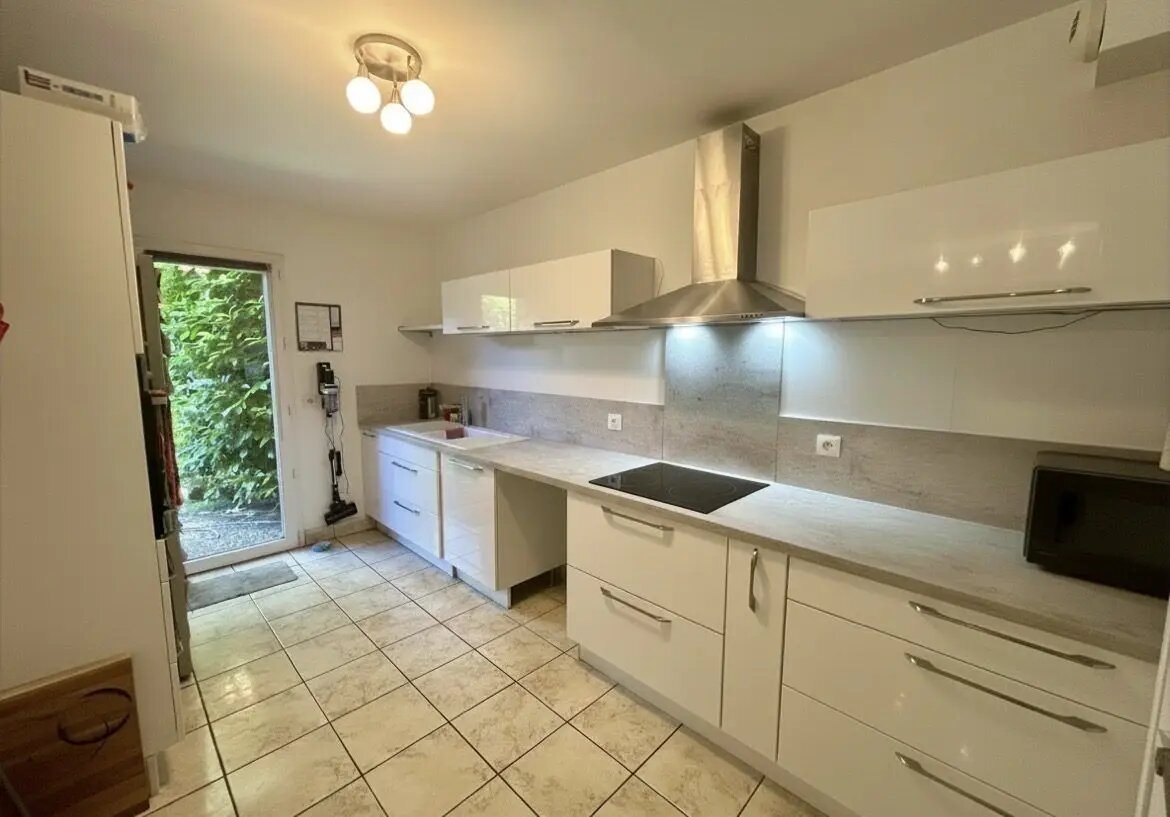 Maison à vendre, 101m², Lunel
